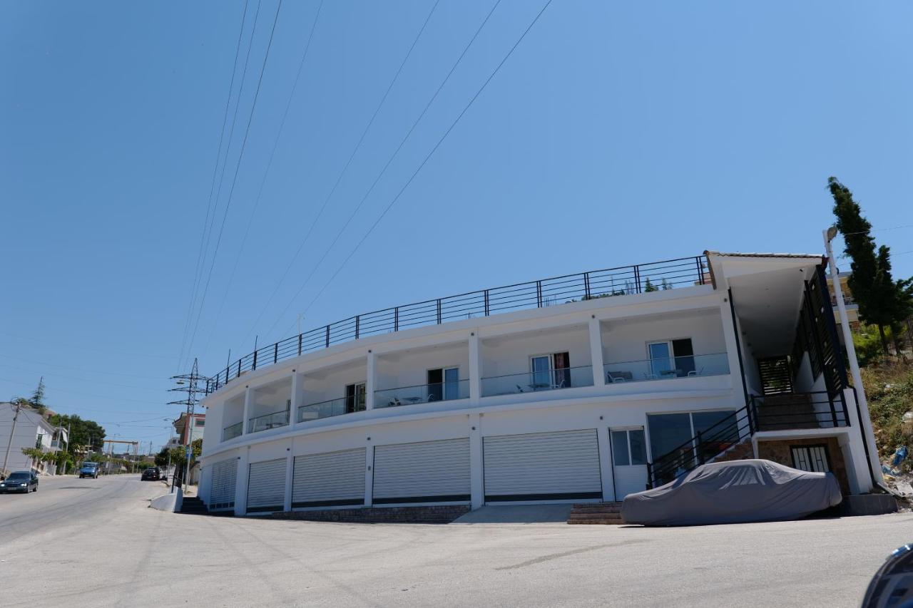 Lumi Hotel Sarande Exterior photo