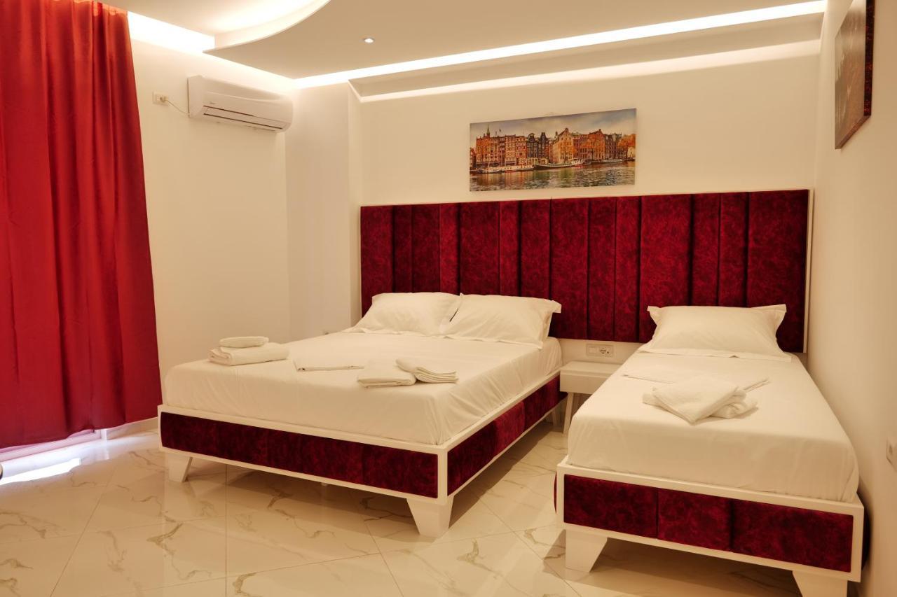 Lumi Hotel Sarande Exterior photo